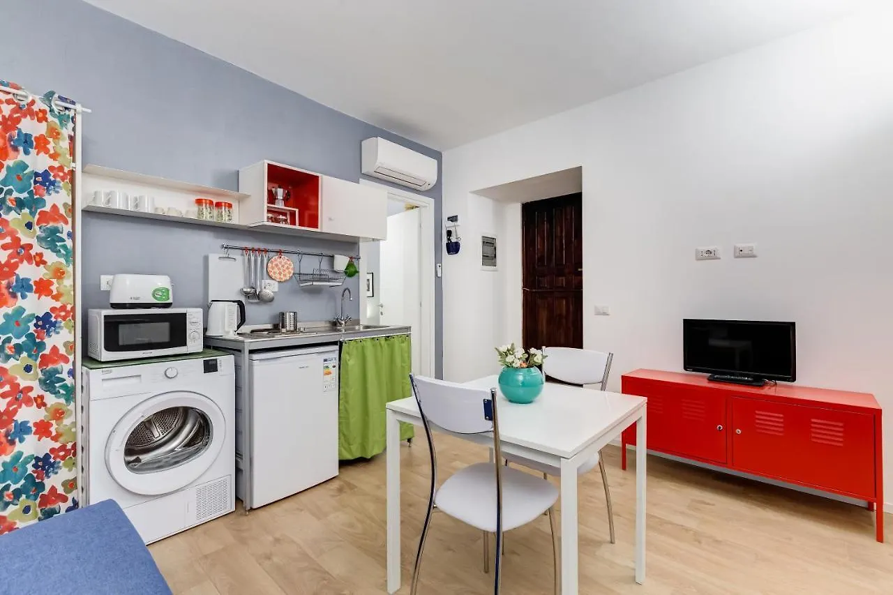 M&C San Pietro Basement House Italy